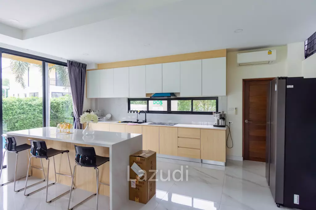 290 sqm modern pool villa in Amity Lakes Hua Hin