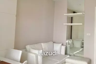 Studio 30 SQ.M Urbano Absolute Sathon-Taksin