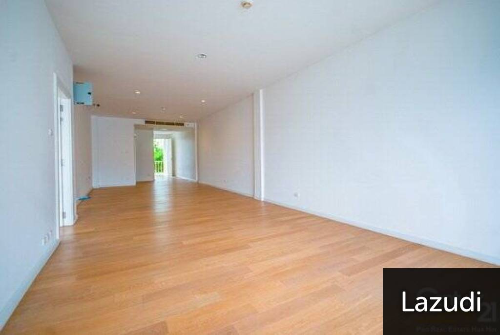Luxurious 2 Bed Condo Luxurious 2 Bed Condo