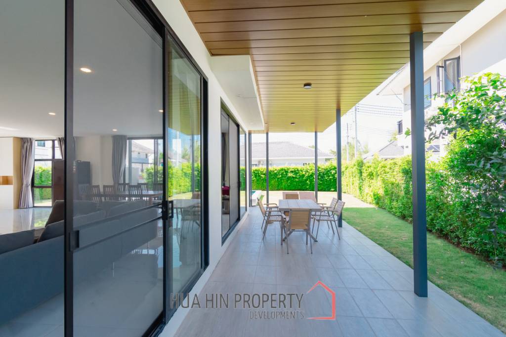 214 sqm modern 2 storey villa in Amity Lakes Hua Hin