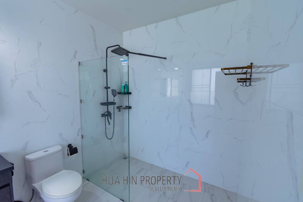 214 sqm modern 2 storey villa in Amity Lakes Hua Hin