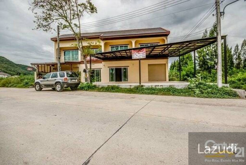 2 Townhouses for Sale in Hua Hin Soi 112