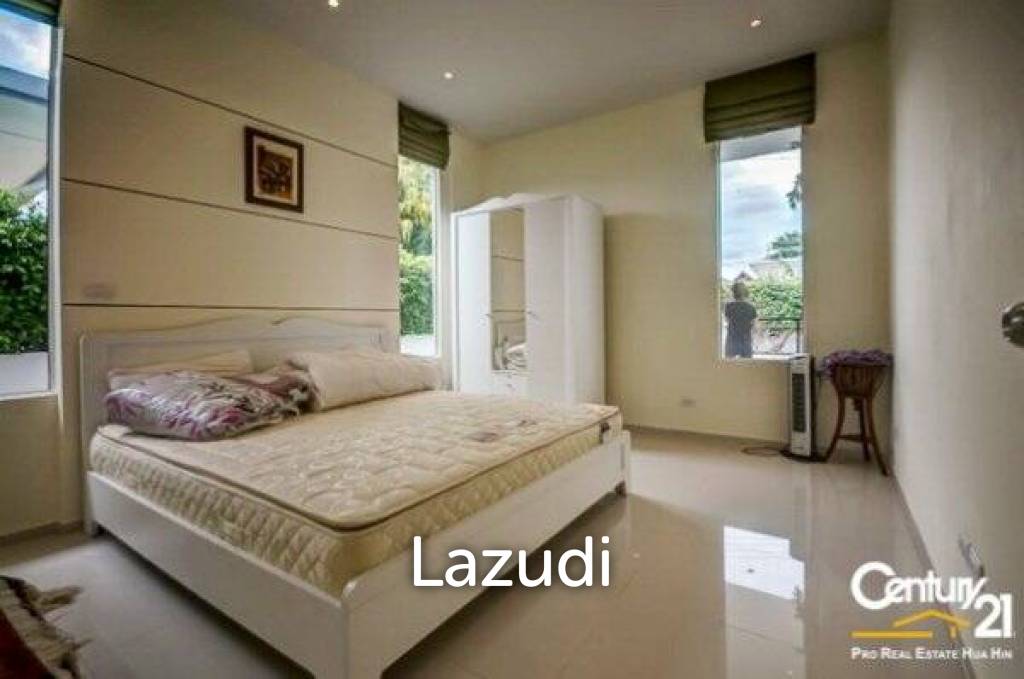 Modern 2 Bed Pool Villa Nr Town