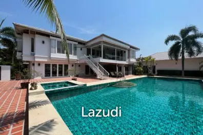 PALM HILL GOLF COURSE : 3 bed pool villa plus separate buildings that can be 2 further bedrooms