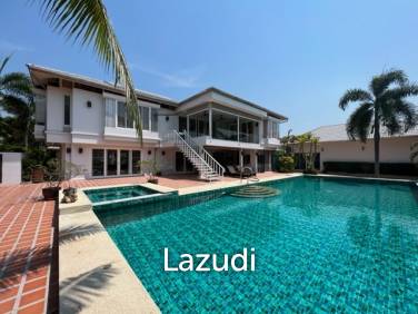 3 Bed 5 Bath Villa For Sale