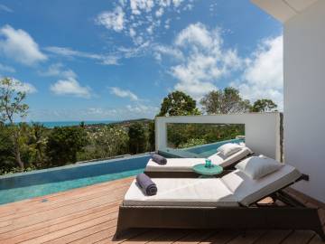 Completed Luxury Sea View Villa in Prime Area