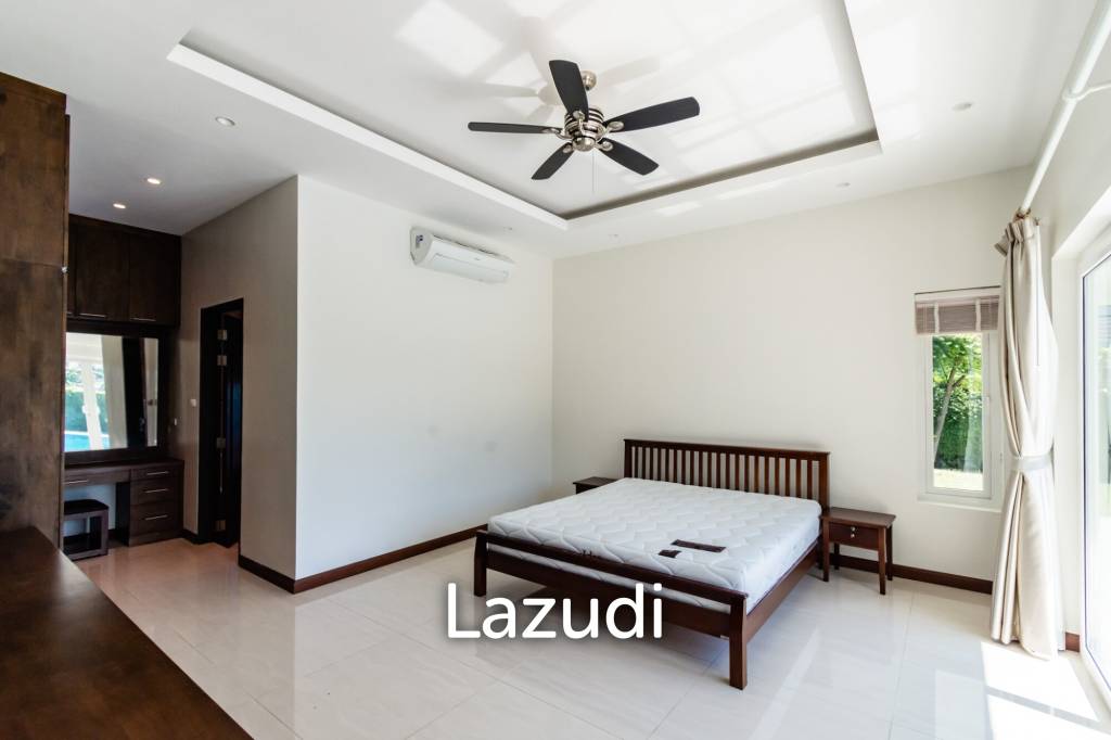 1,050 Sqm 4 Bed 4 Bath Villa For Sale