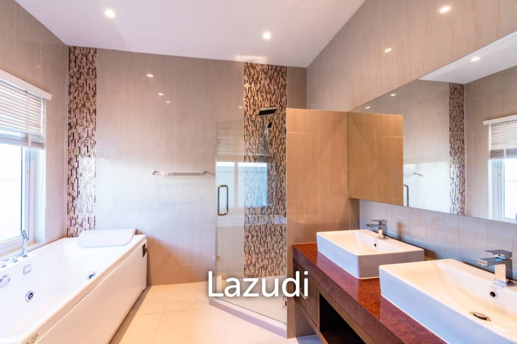 1,050 Sqm 4 Bed 4 Bath Villa For Sale