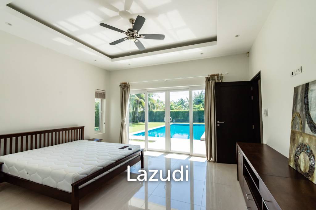 1,050 Sqm 4 Bed 4 Bath Villa For Sale