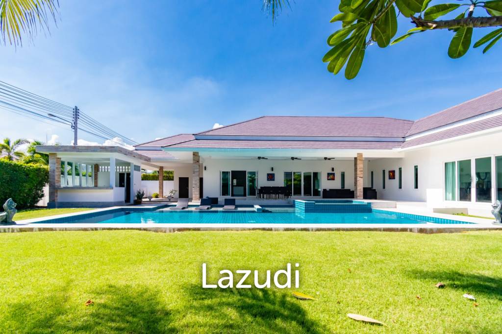 1,050 Sqm 4 Bed 4 Bath Villa For Sale