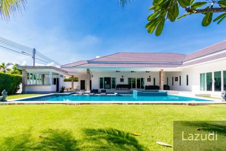 PALM VILLAS : Very Well Presented 4 Bed Pool Villa