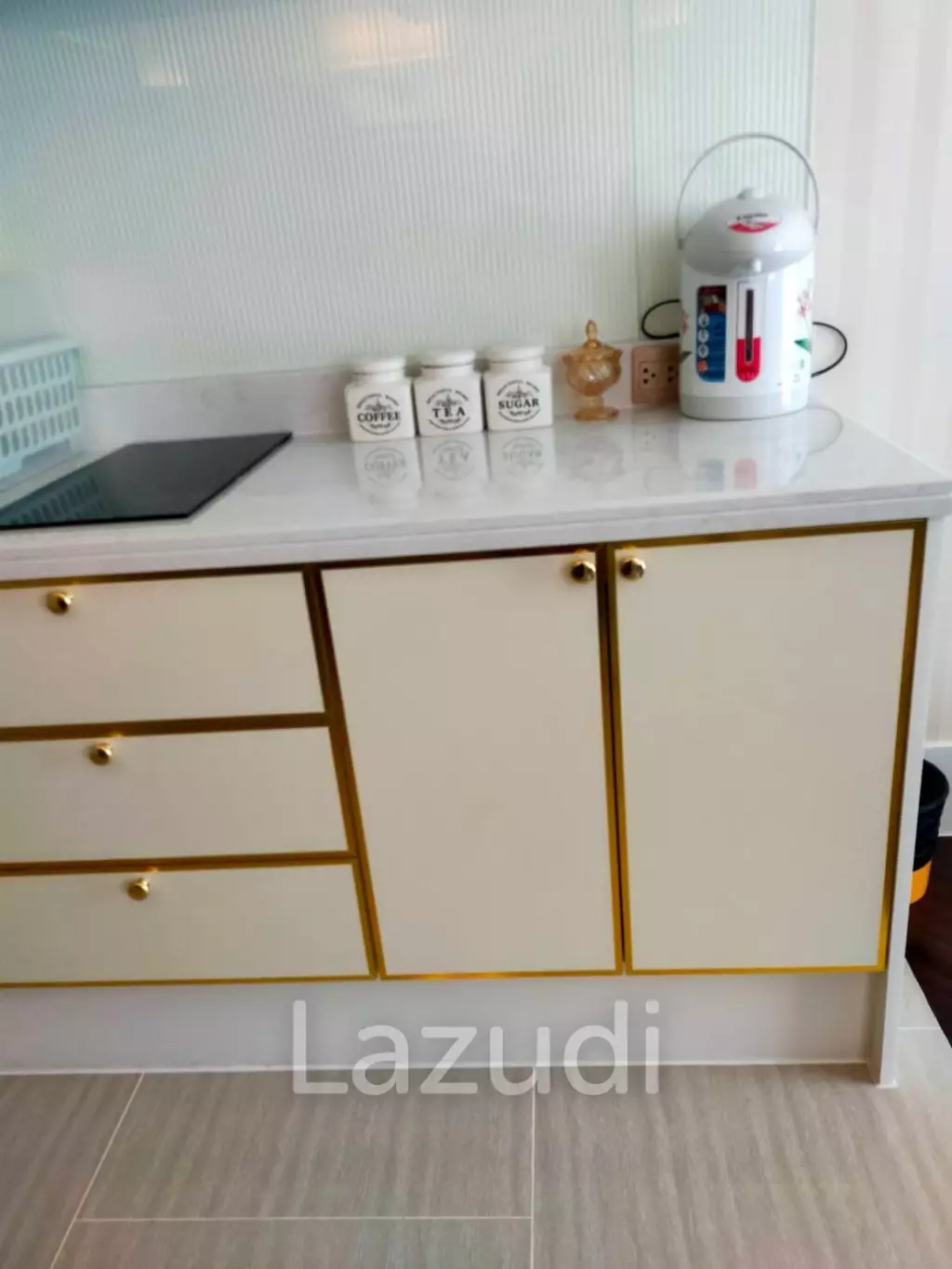1 Bedroom 35.92 SQ.M Grand Florida Beachfront.