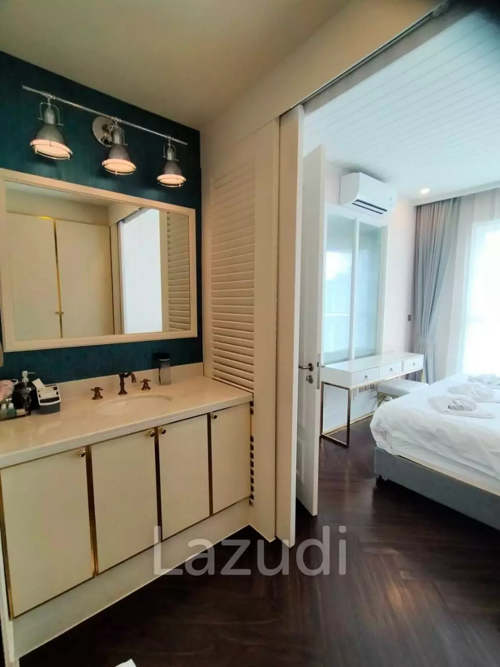 1 Bedroom 35.92 SQ.M Grand Florida Beachfront.