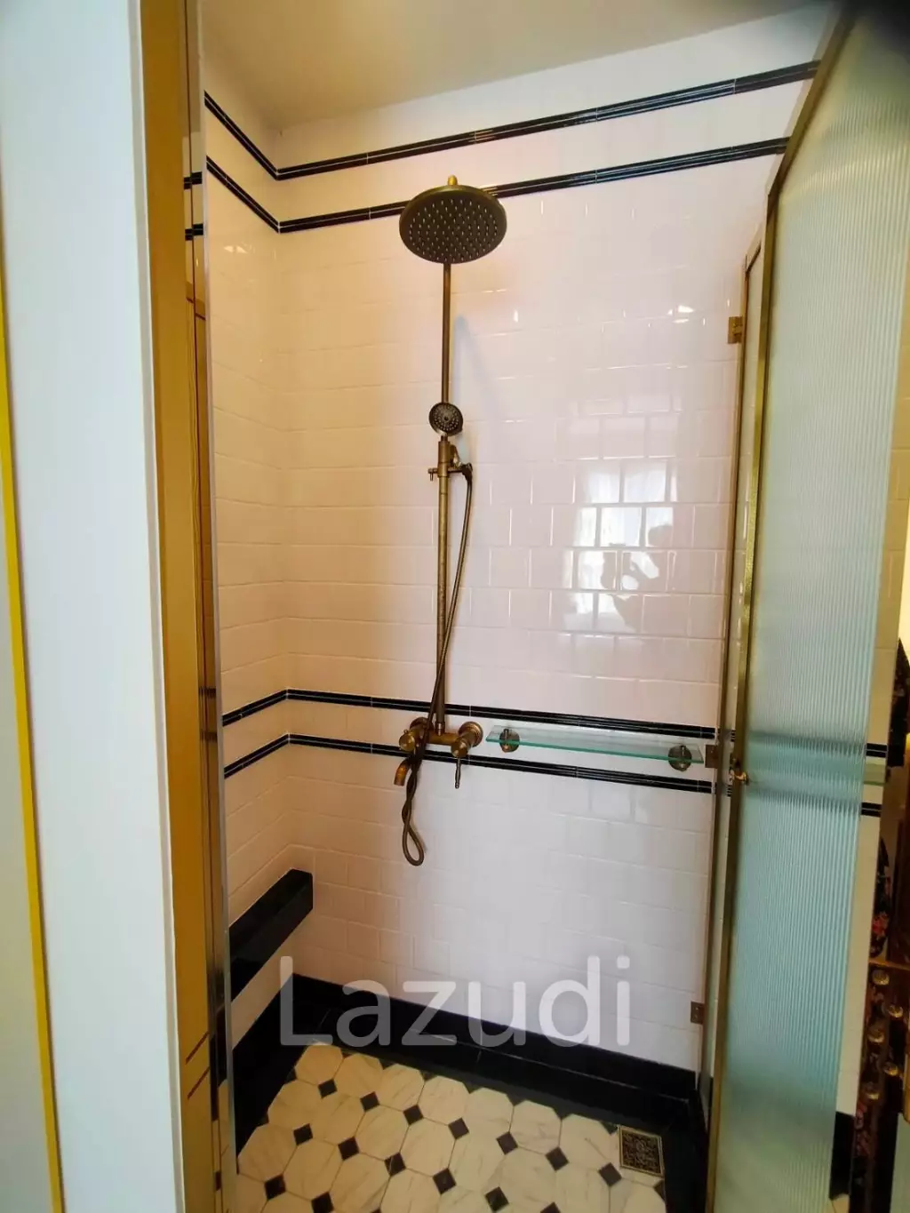 1 Bedroom 35.92 SQ.M Grand Florida Beachfront.