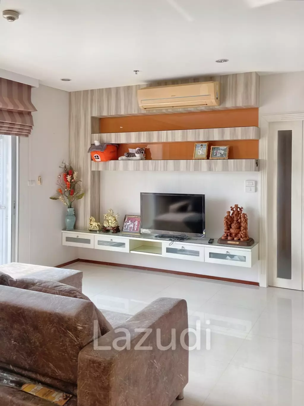 2 Bed 2 Bath 89.50 SQ.M Villa Sathorn