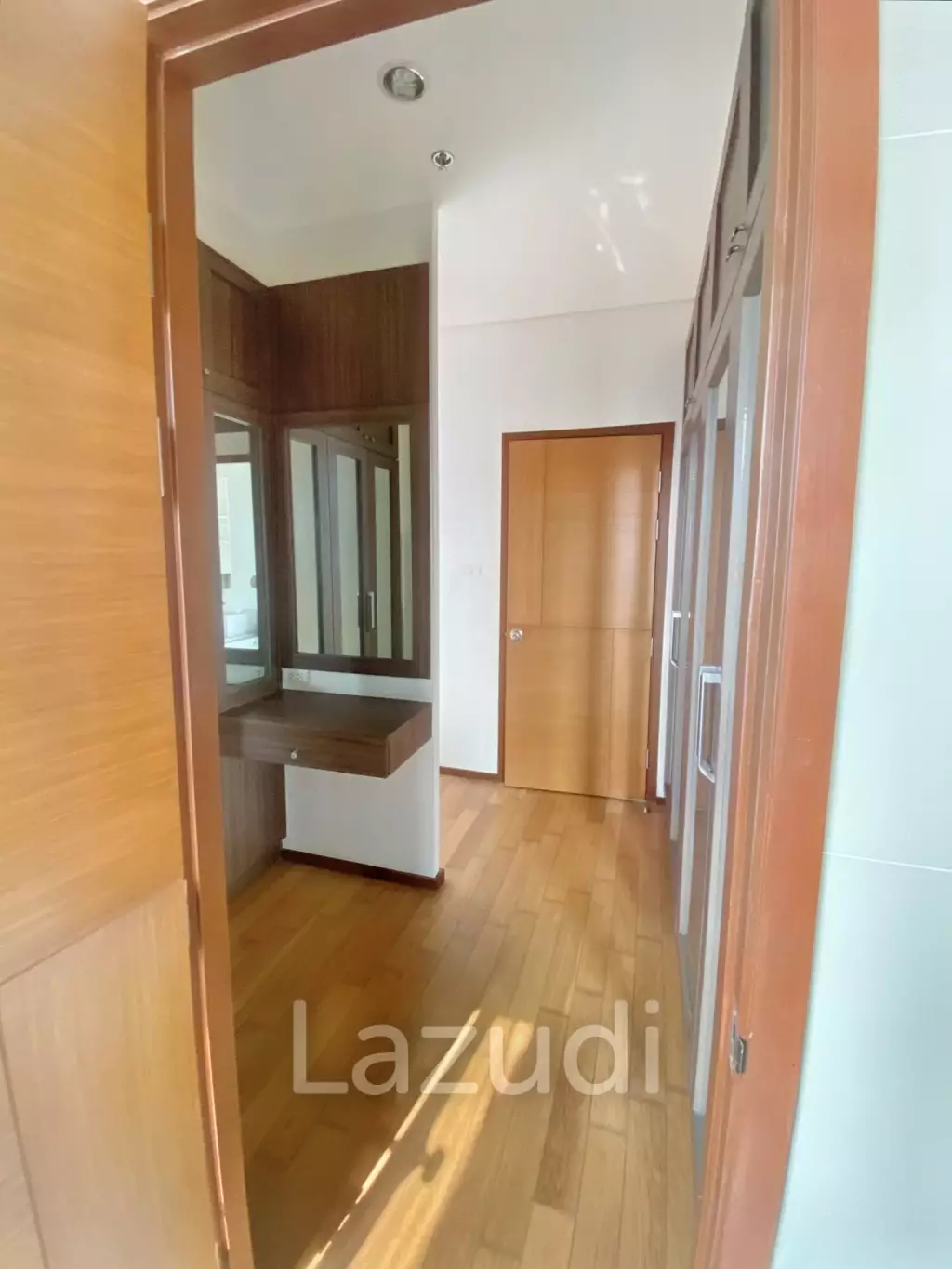 2 Bed 2 Bath 89.50 SQ.M Villa Sathorn