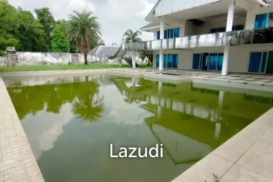 3 Bedrooms 3 Bathrooms 2,516 Sqm. Chaknok Lake Pattaya.