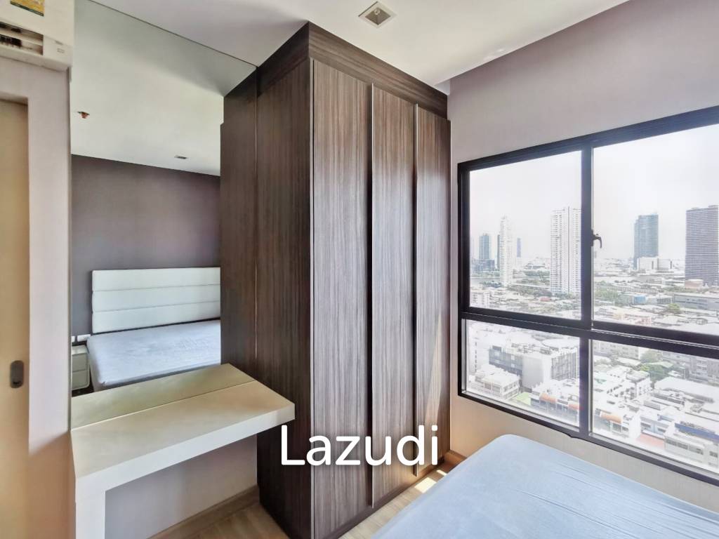Studio 30 SQ.M Urbano Absolute Sathon-Taksin