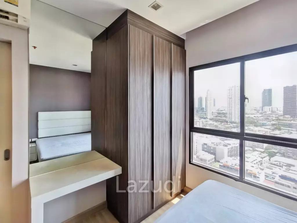 Studio 30 SQ.M Urbano Absolute Sathon-Taksin