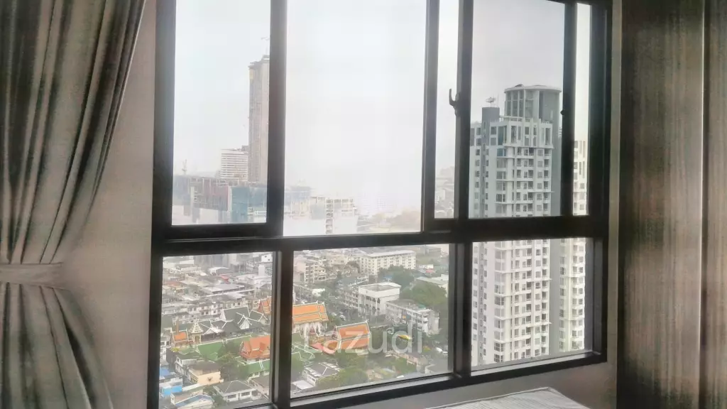 Studio 30 SQ.M Urbano Absolute Sathon-Taksin