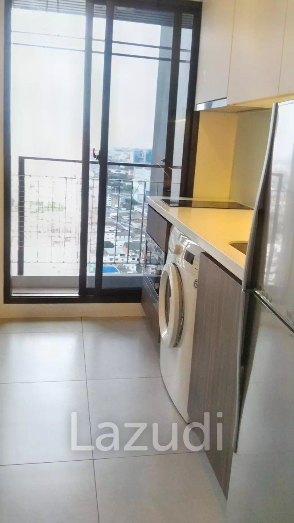 Studio 30 SQ.M Urbano Absolute Sathon-Taksin