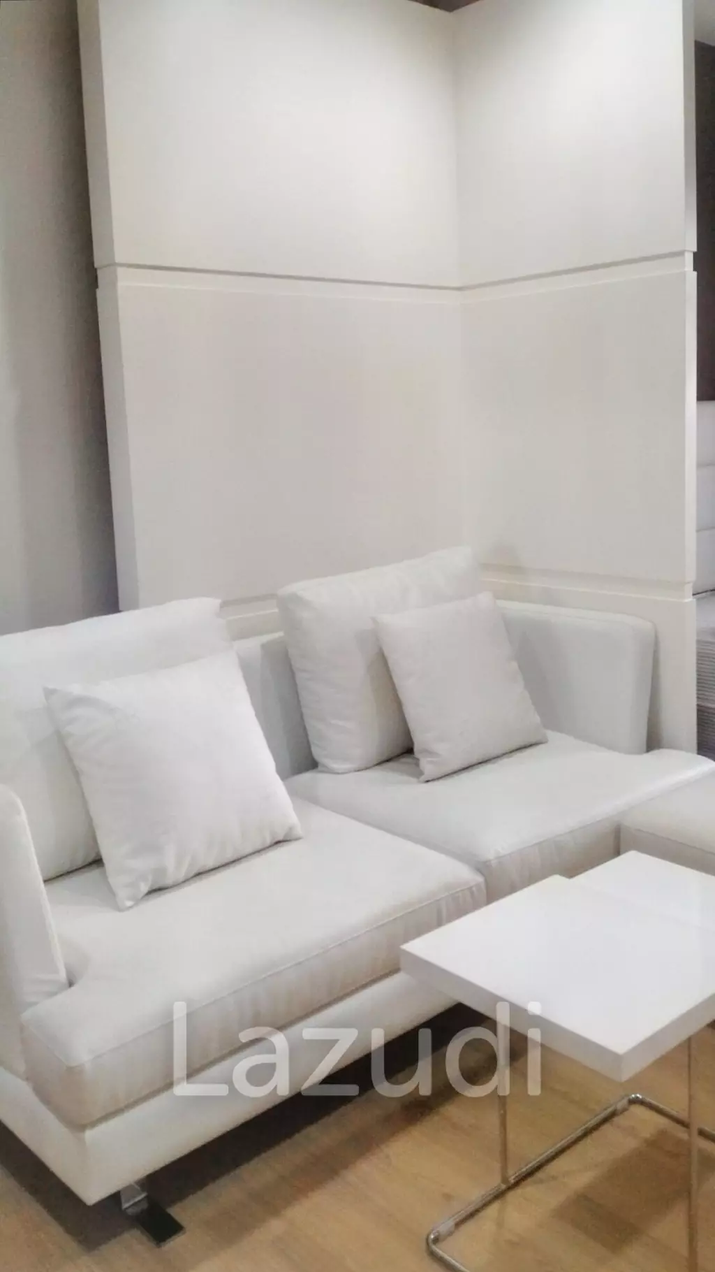 Studio 30 SQ.M Urbano Absolute Sathon-Taksin