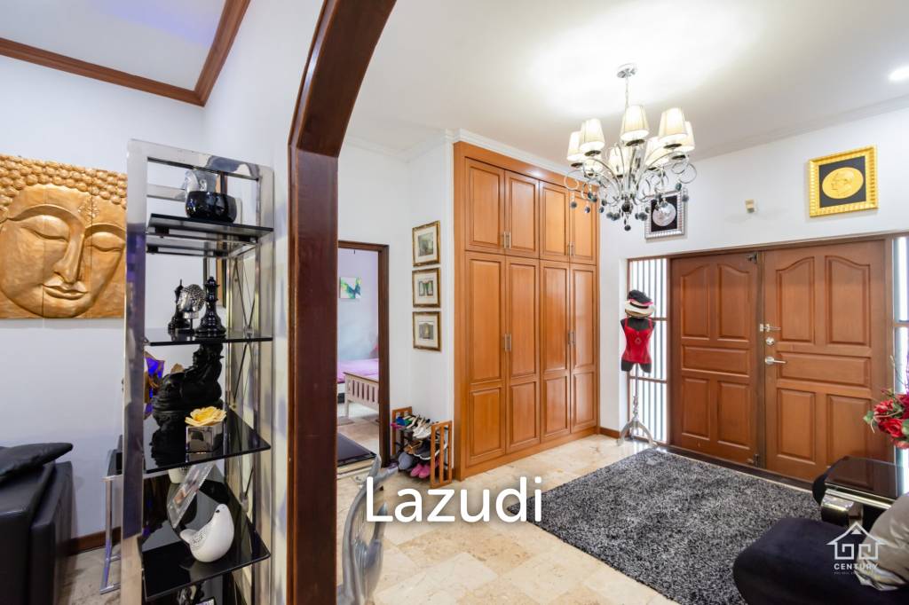 886 ตร.ม 3 เตียง 2 อาบน้ำ วิลล่า For ขาย