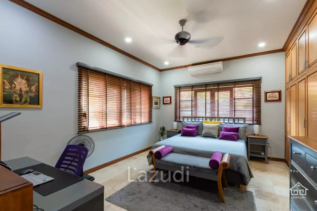 CRYSTAL VIEW :  Stunning 3 Bed Pool Villa near town