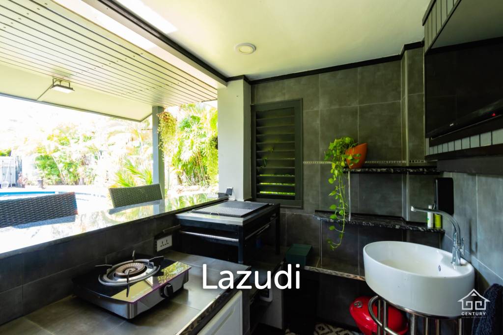 886 ตร.ม 3 เตียง 2 อาบน้ำ วิลล่า For ขาย