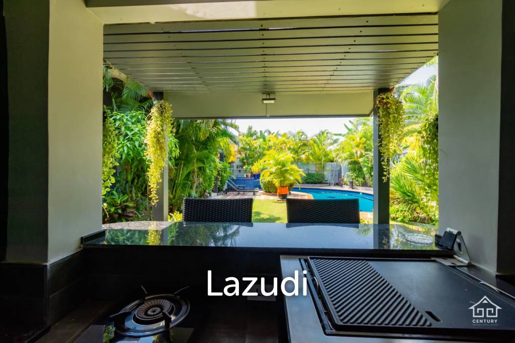 886 ตร.ม 3 เตียง 2 อาบน้ำ วิลล่า For ขาย