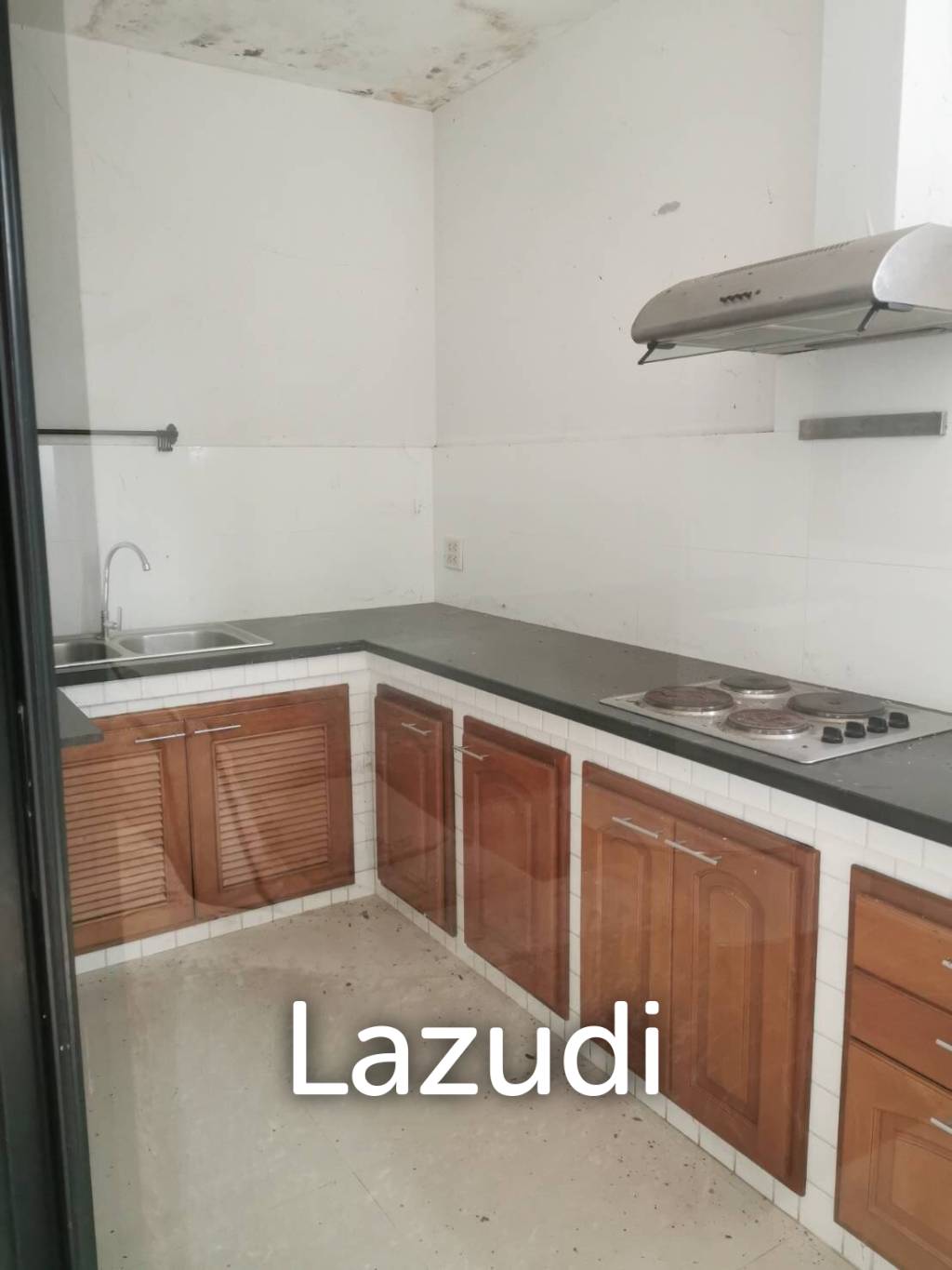 3 Bedrooms 4 Bathrooms  90Sqm. Mindtown.