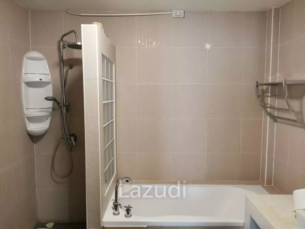 3 Bedrooms 4 Bathrooms  90Sqm. Mindtown.