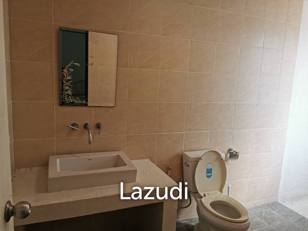 3 Bedrooms 4 Bathrooms  90Sqm. Mindtown.