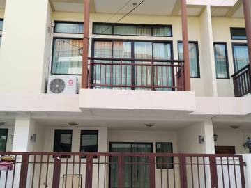 3 Bedrooms 4 Bathrooms 90Sqm. Mindtown.