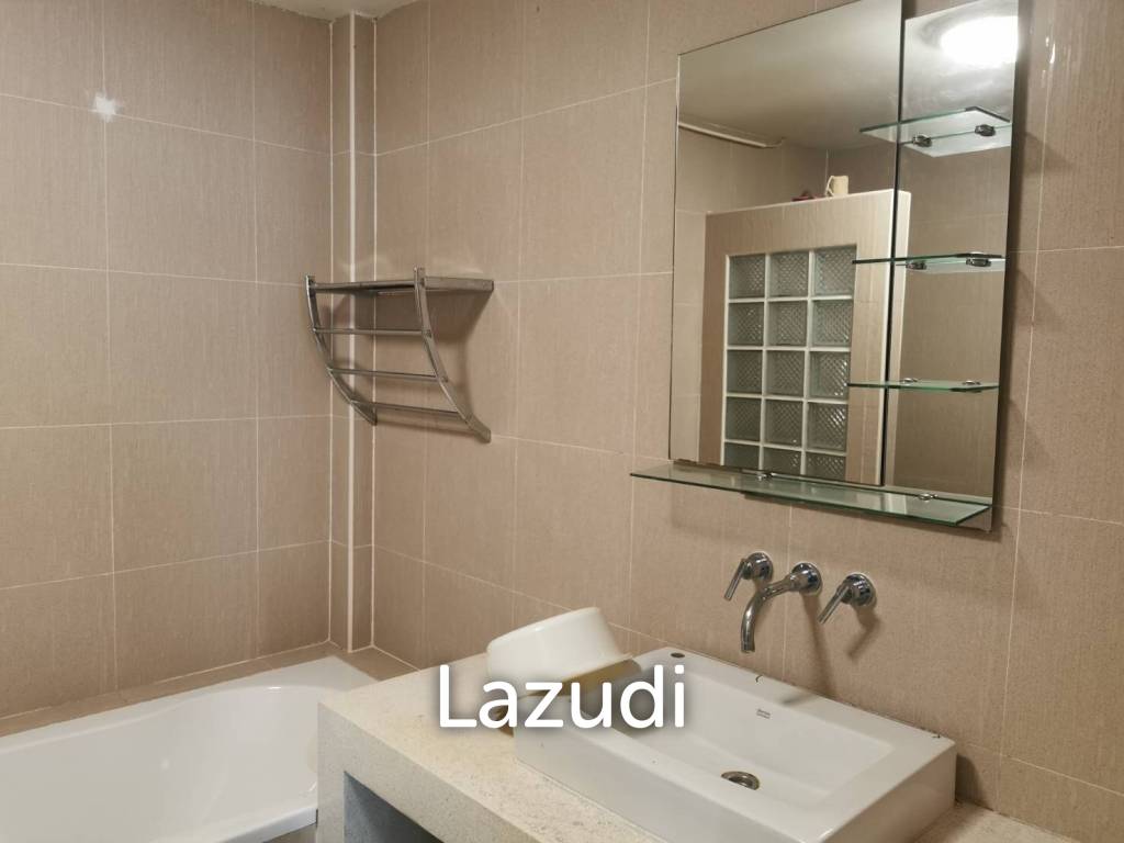 3 Bedrooms 4 Bathrooms  90Sqm. Mindtown.
