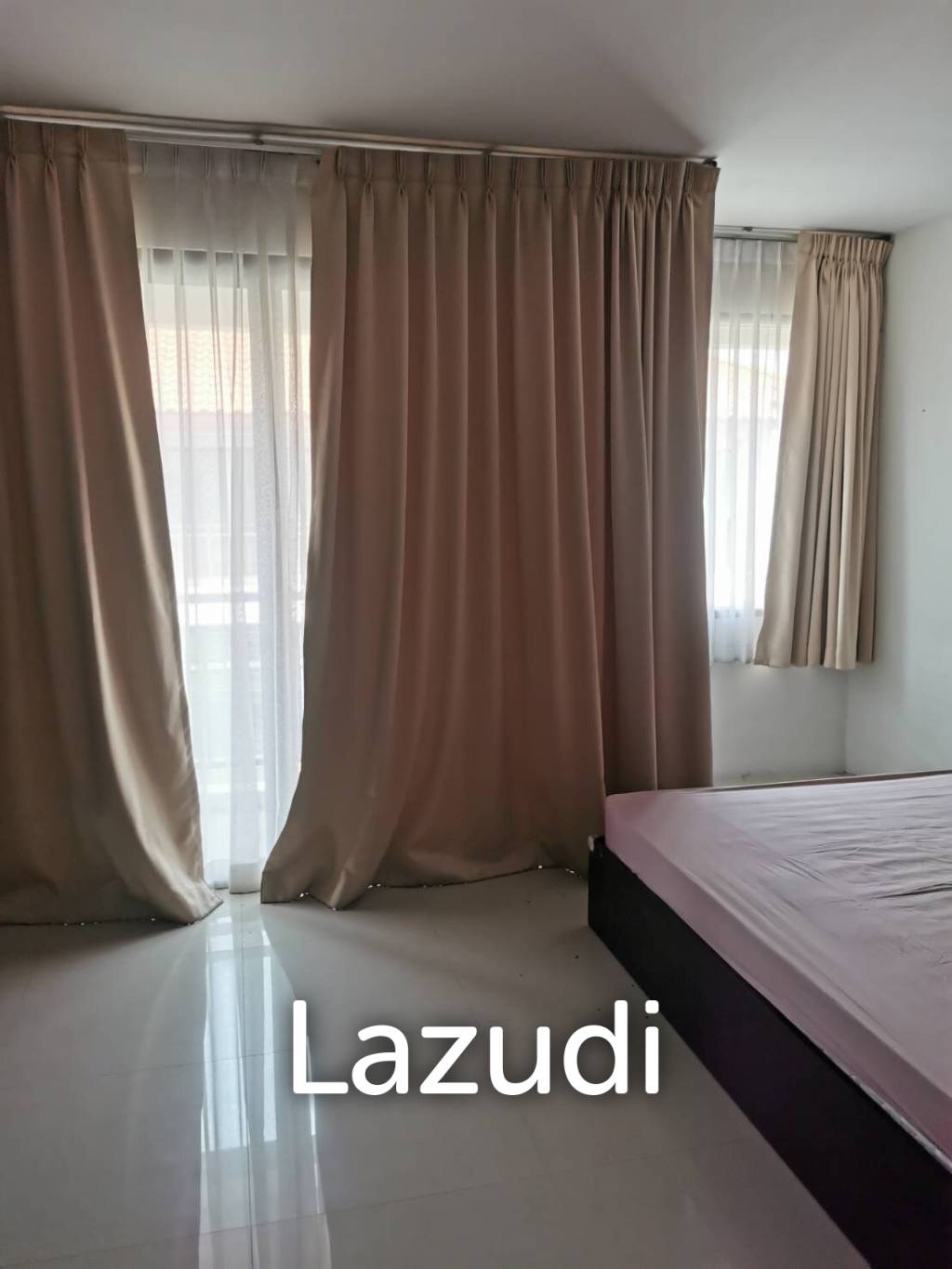 3 Bedrooms 4 Bathrooms  90Sqm. Mindtown.
