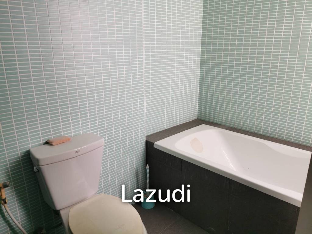 3 Bedrooms 4 Bathrooms  90Sqm. Mindtown.