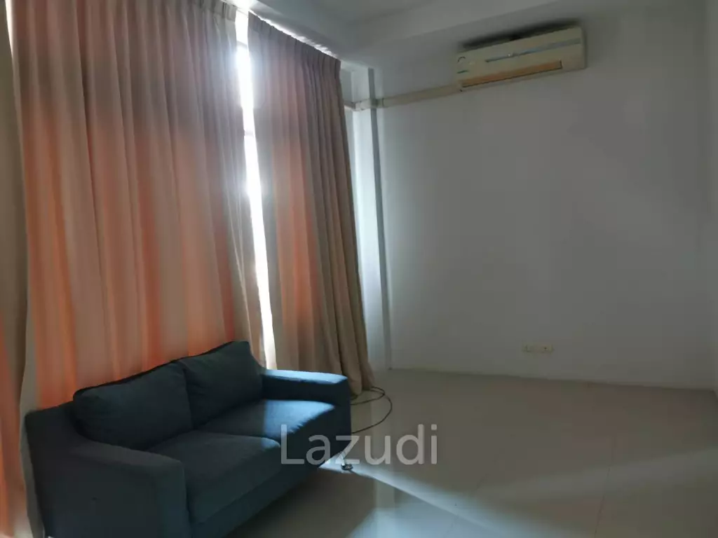 3 Bedrooms 4 Bathrooms  90Sqm. Mindtown.