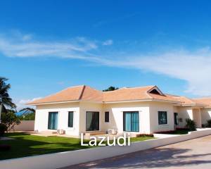 4 Bedrooms 5 Bathrooms 1,100 Sqm. Santa Maria.