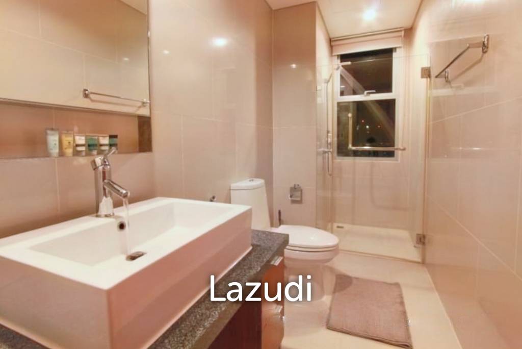 1 Bed 1 Bath 55 SQ.M Villa Sathorn Condo