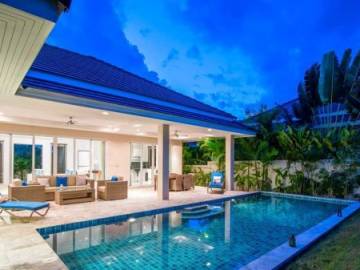 RED MOUNTAIN : Very Well presented 4 Bed Pool Villa.