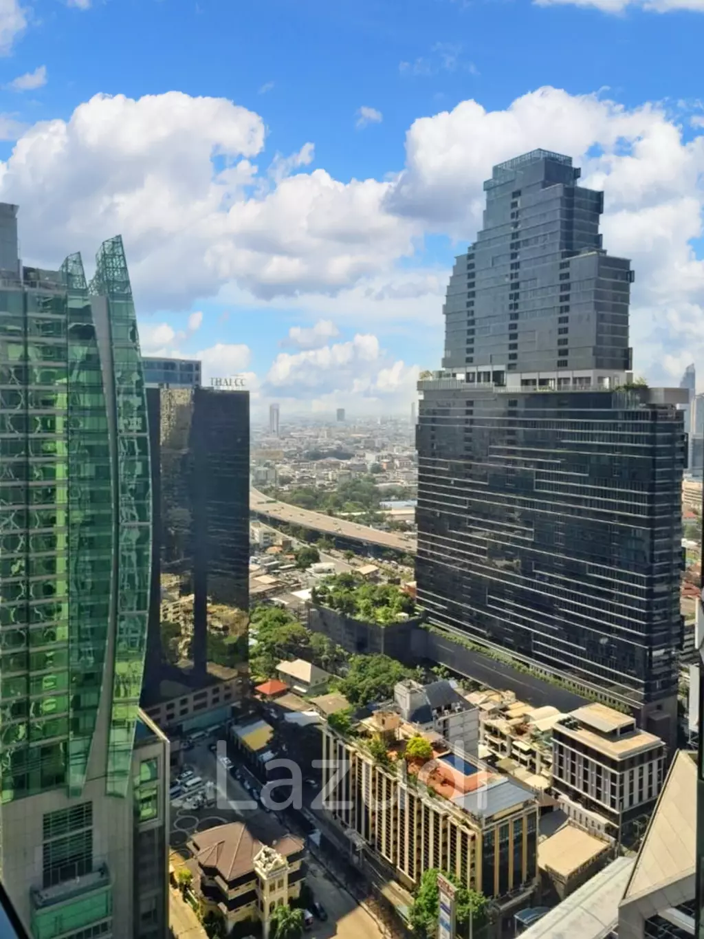 3 Bed 2 Bath 85 SQ.M The Diplomat Sathorn