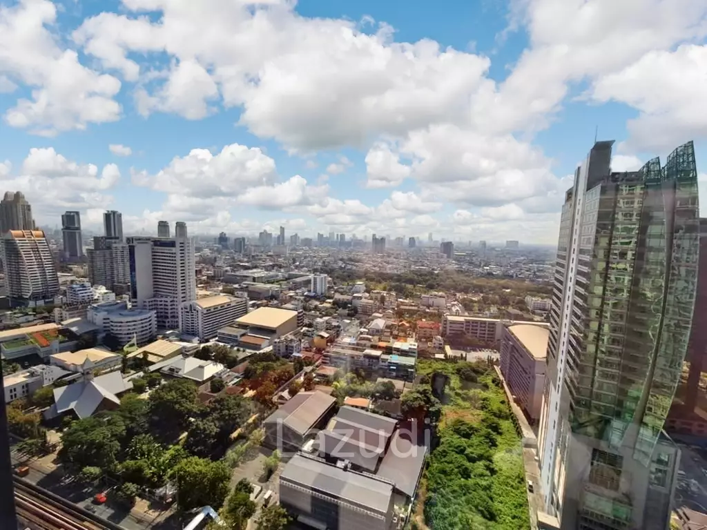 3 Bed 2 Bath 85 SQ.M The Diplomat Sathorn