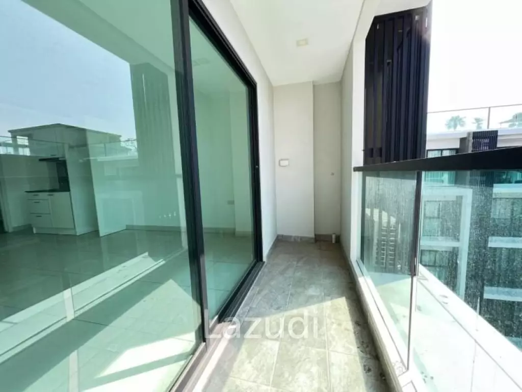 2 Bedrooms 2 Bathrooms 55 Sqm. Siam Oriental Plaza.