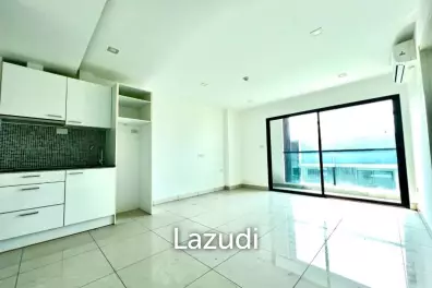 2 Bedrooms 2 Bathrooms 55 Sqm. Siam Oriental Plaza.