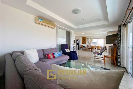 Jamjuree Condo: 1-Schlafzimmer-Eigentumswohnung