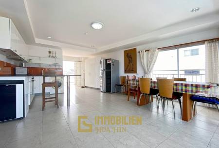 Jamjuree Condo: 1-Schlafzimmer-Eigentumswohnung