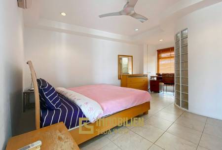 Jamjuree Condo: 1-Schlafzimmer-Eigentumswohnung