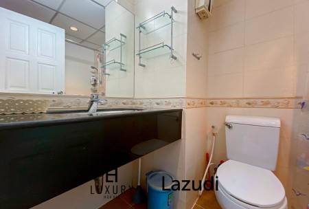 Jamjuree Condo: 1-Schlafzimmer-Eigentumswohnung