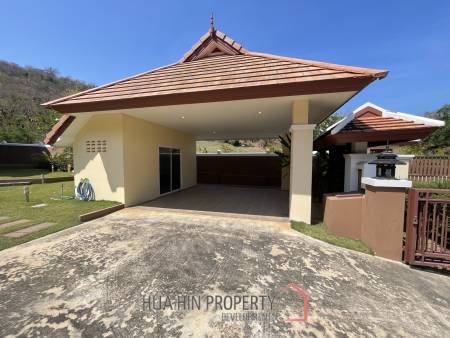 Emerald Heights:Two Storey Villa in perfect condition with 3 Bed and 4 Bathrooms